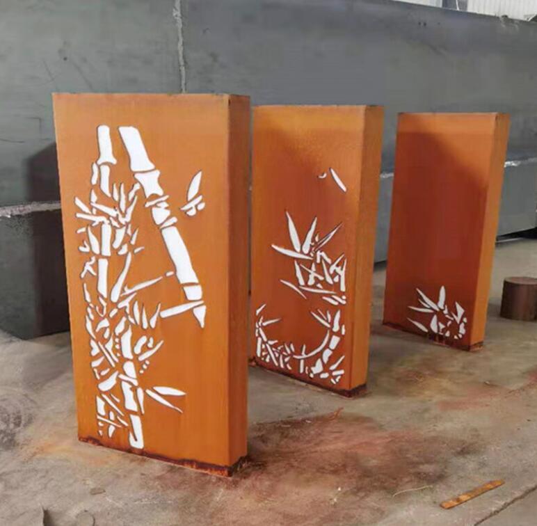 仁布锈钢板灯箱